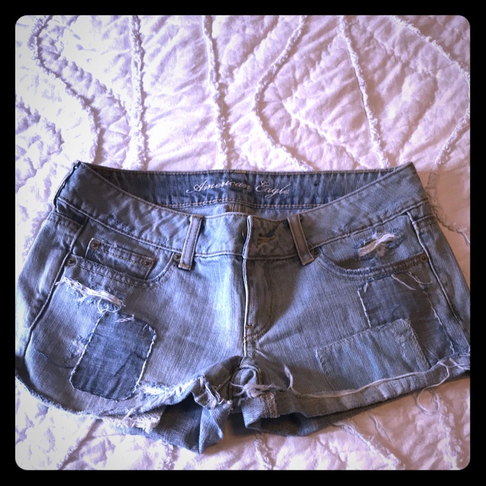 American eagle low rise shorts